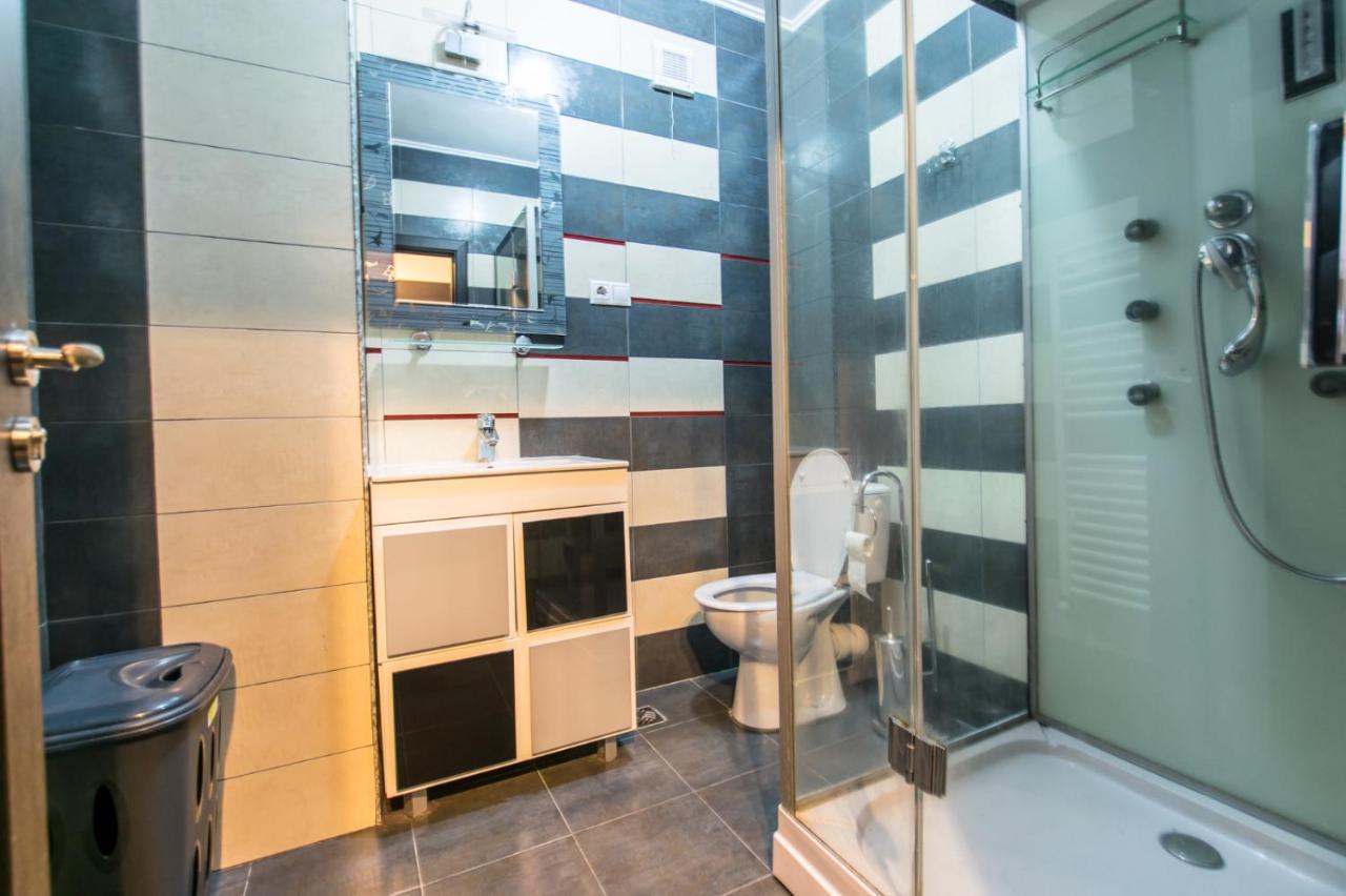 Luxury Hotel Riviera คลูจ-นาโปกา ภายนอก รูปภาพ