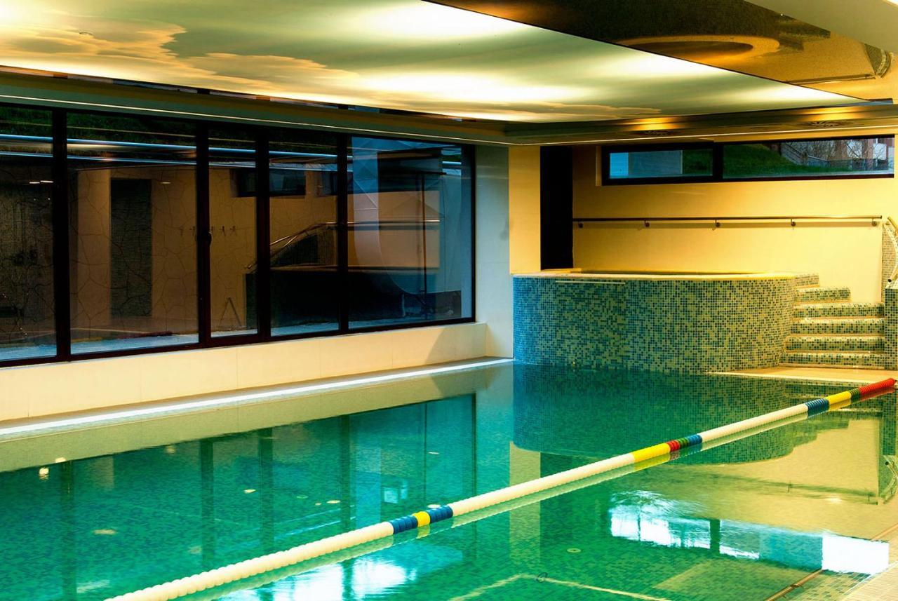 Luxury Hotel Riviera คลูจ-นาโปกา ภายนอก รูปภาพ